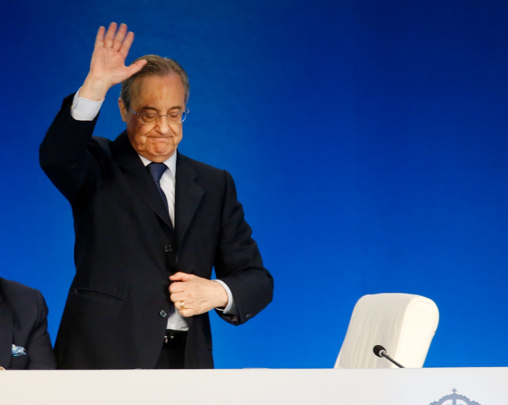 中场的布置 中场的布置