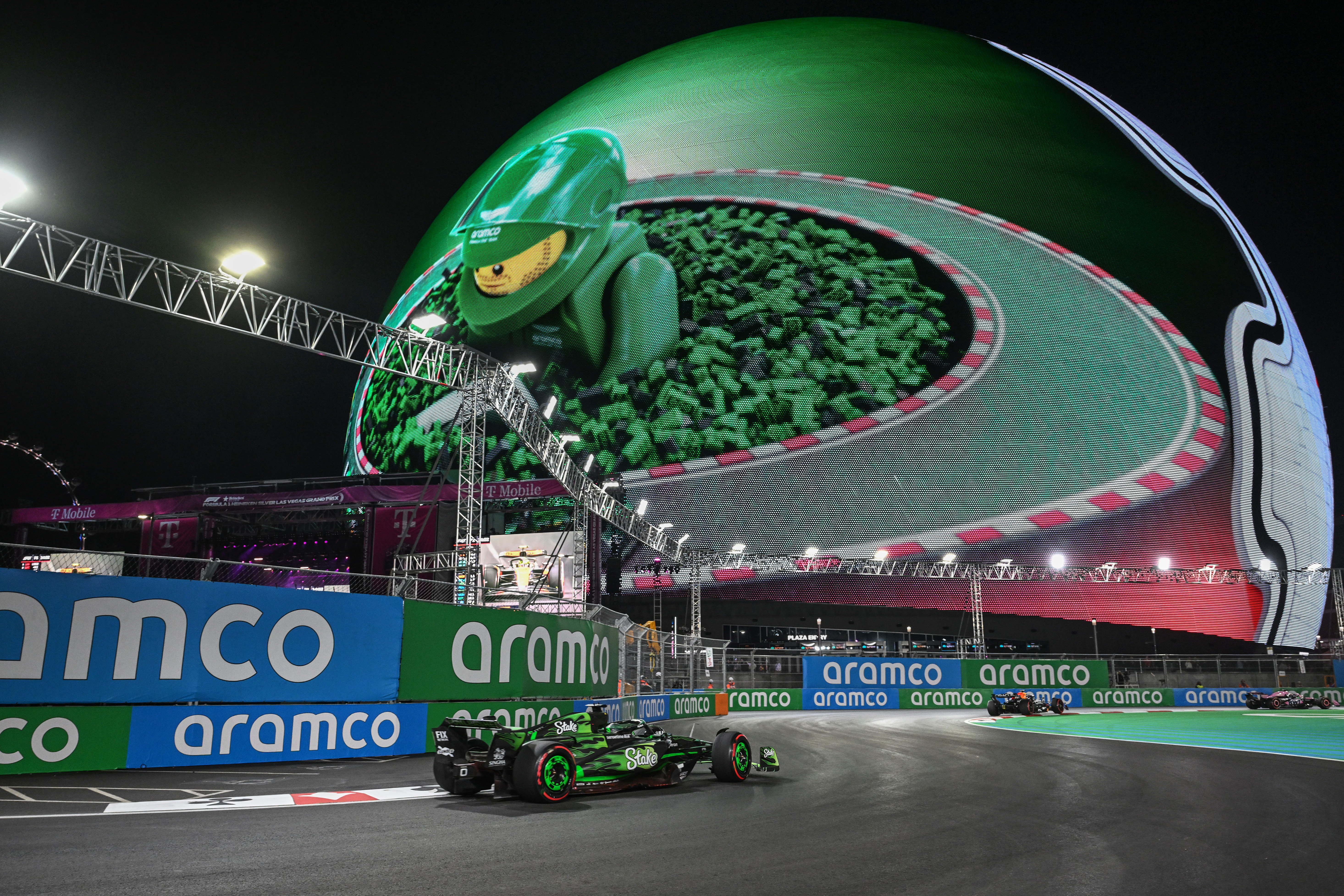 湖人纳入了 湖人纳入了